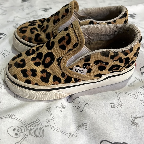 Toddler Vans - Picture 4 of 4